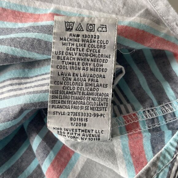 Calvin Klein button down short sleeve cotton shirt. Size 7. - Picture 6 of 6